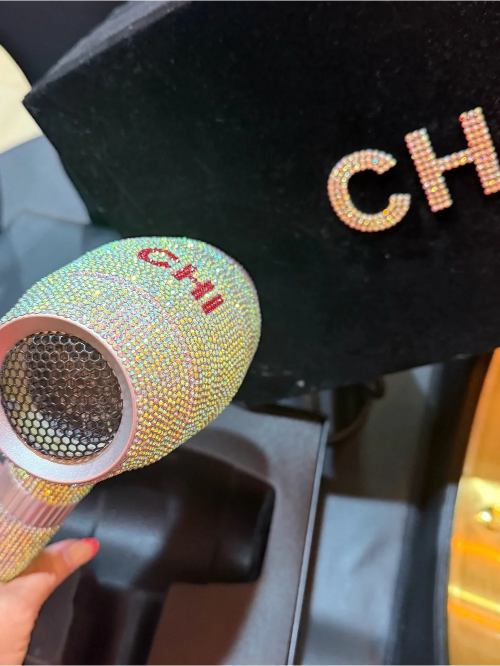CHI Crystal-Embellished Hair Accessory in Pink